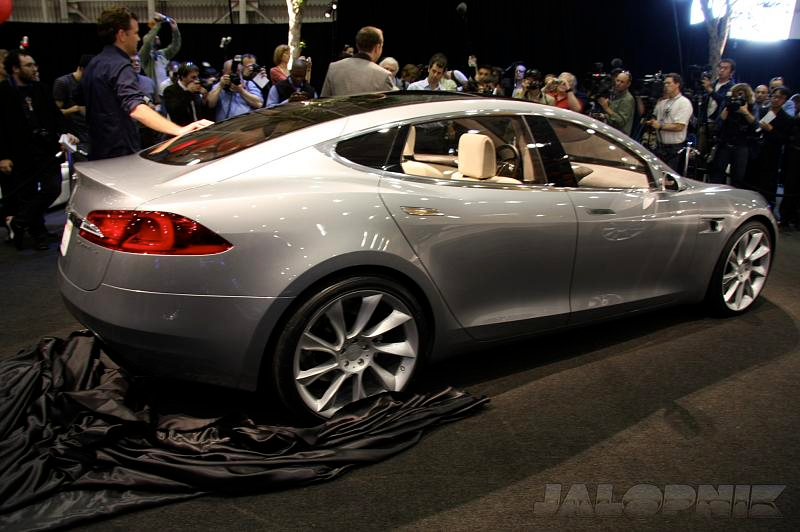 Illustration for article titled Tesla Model S Sedan Concept: $49,900 Seven-Seater Electric To Hit Streets In 2011